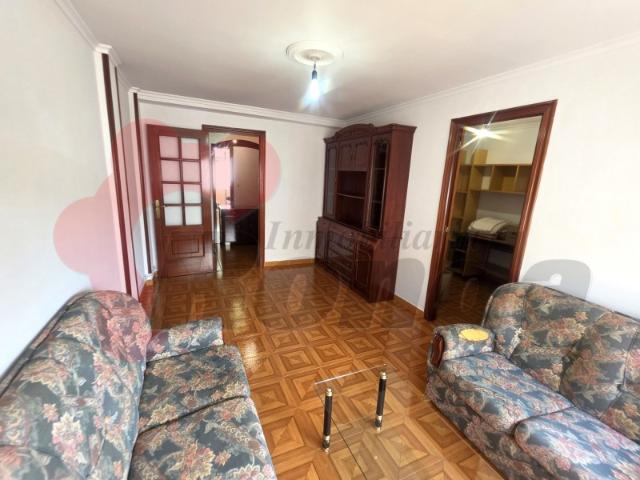 Piso en Rúa Lavandeira