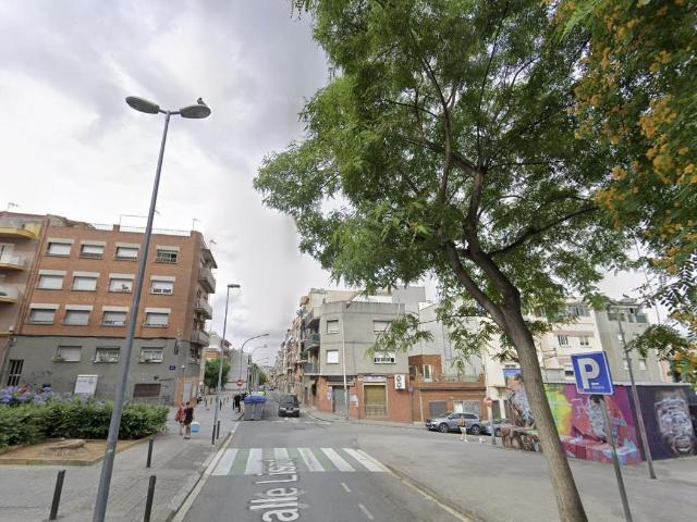 PISO EN SANTA COLOMA DE GRAMENET