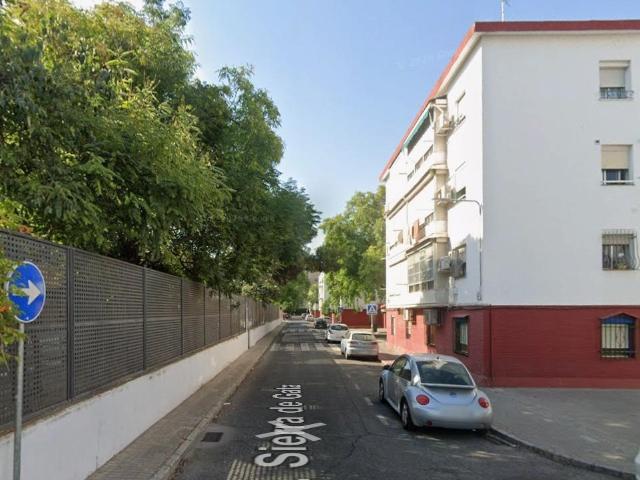 PISO EN SEVILLA