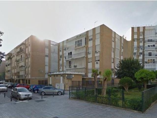 PISO EN SEVILLA