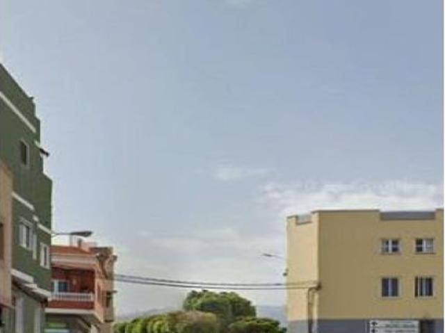 PISO EN TELDE