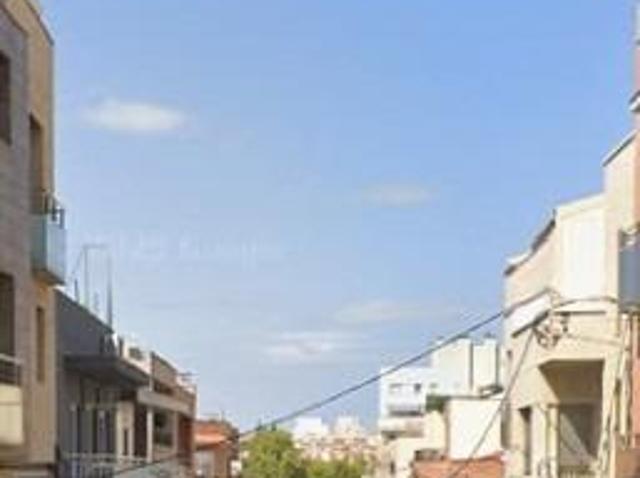 PISO EN TERRASSA