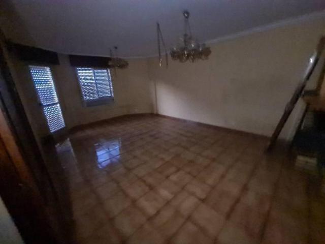 PISO EN VEGA DE ESPINAREDA