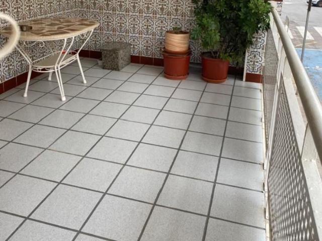 Piso en venta. MONCóFAR