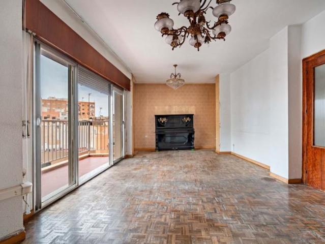 Piso en venta Almería