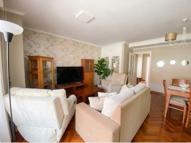 Piso en venta. Ames