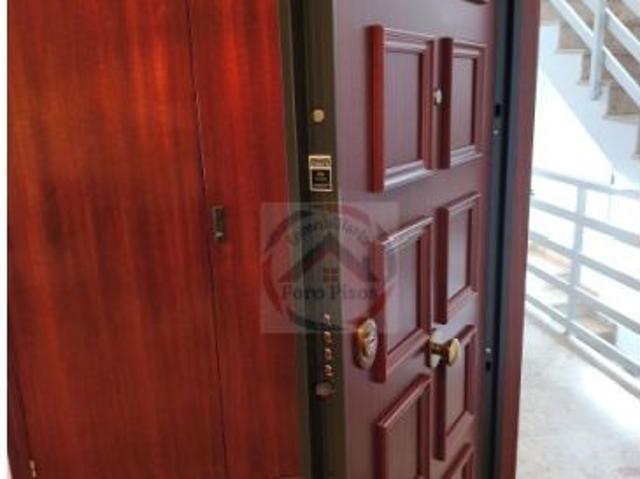 Piso en venta amueblado de 4 habitaciones con balcón y ascensor Entrega