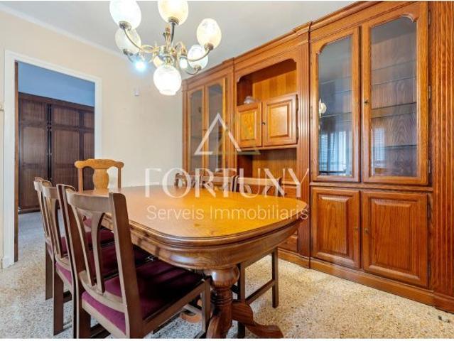 Piso en venta Calle Sardana, Reus