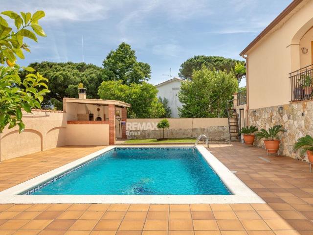Piso en venta, Castell d'Aro, Girona