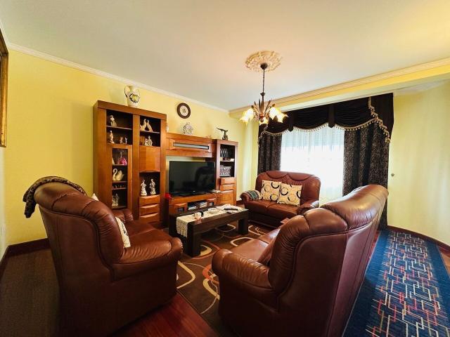 Piso en venta, Cariño, La Coruña