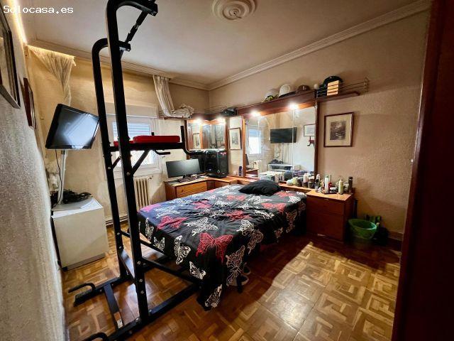 Piso en venta con cocina y baño reformados en la Chantrea