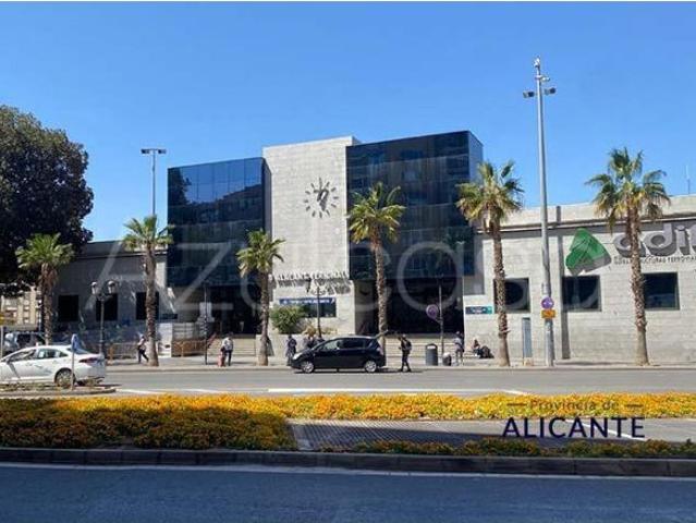 Piso en venta de obra nueva de 3 dormitorios y 2 baños en San Blas