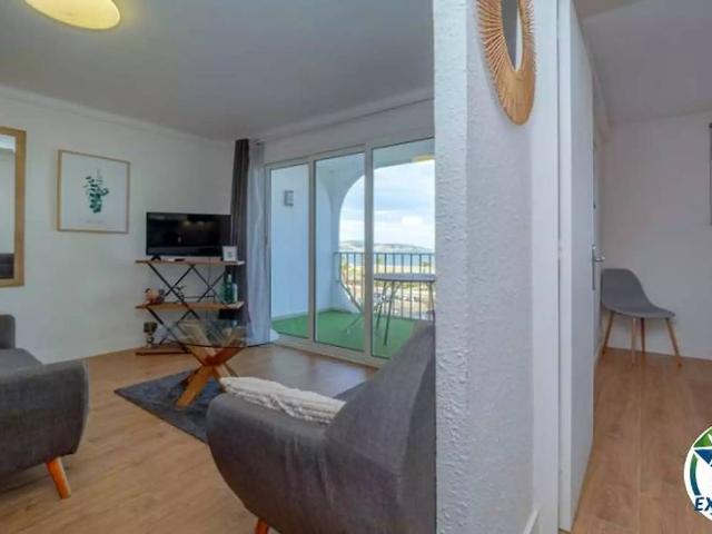 Piso en Venta en Muga Gran Reserva Badia