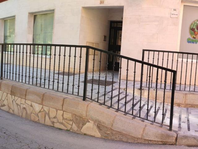 Piso en venta en Macael. OPORTUNIDAD. PISO EN MACAEL ALMERÍA CON ASCENSOR Y PLAZA DE PARKING. Pisos.