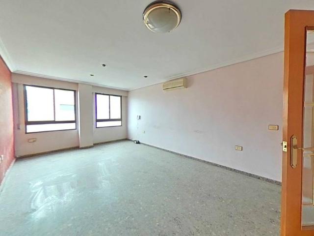 Piso en Venta en Madrigal