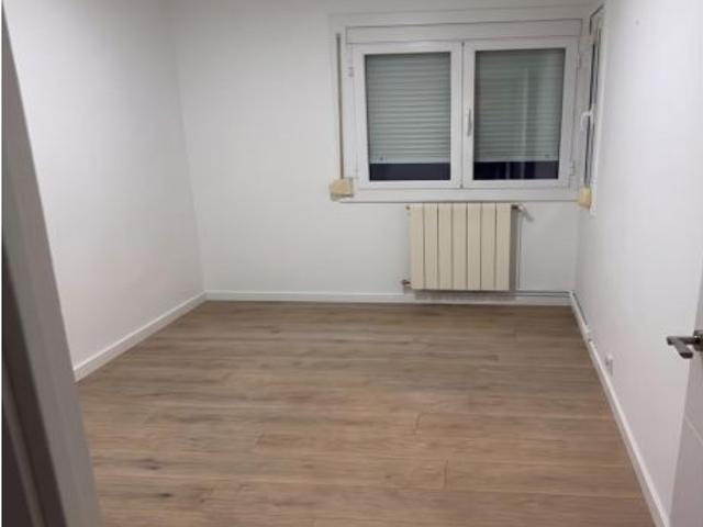 Piso en Venta en Madrid de las Caderechas, Madrid