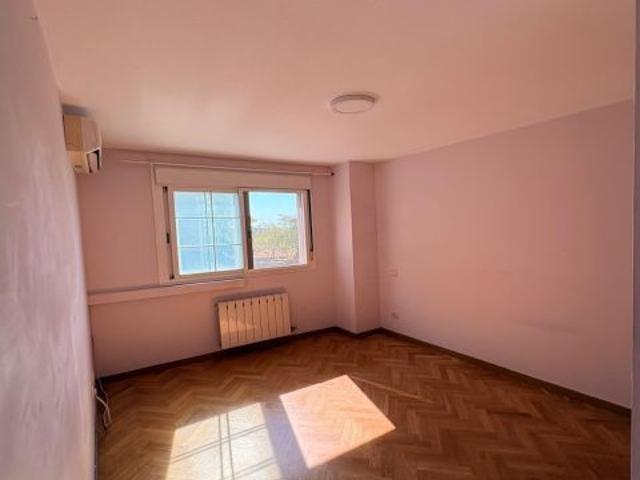 Piso en Venta en Madrid de las Caderechas, Madrid