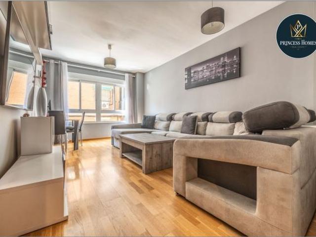 Piso en Venta en Madrid de las Caderechas, Madrid