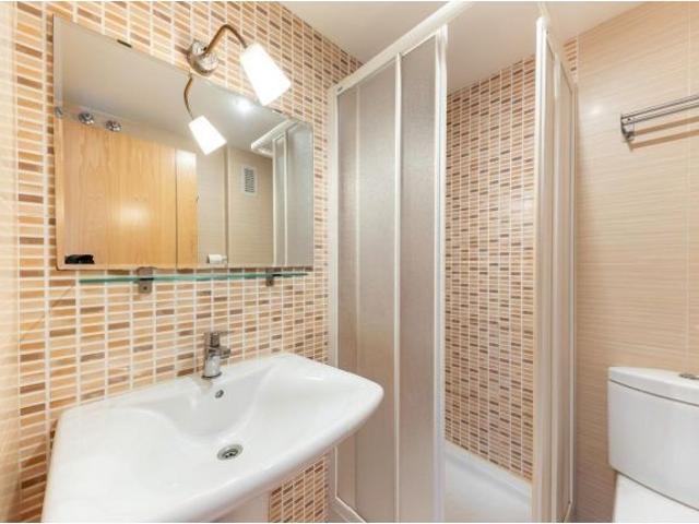Piso en Venta en Madrid de las Caderechas, Madrid