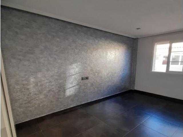 Piso en Venta en Madrid de las Caderechas, Madrid