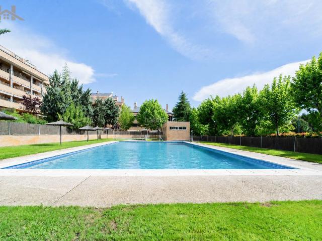 Piso en venta en Majadahonda, Monte el Pilar. Pisos.