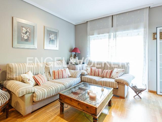 Piso en venta en Majadahonda, Golf El Carralero. Magnífico bajo con impresionante jardín privado. Pisos.