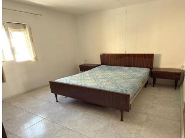 Piso en Venta en Málaga del Fresno, Málaga