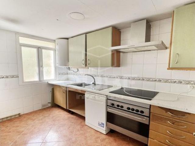 Piso en Venta en Málaga del Fresno, Málaga