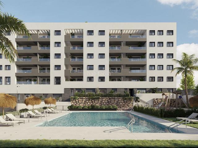 Piso en venta en Málaga, Distrito Zeta Recinto Ferial Cortijo de Torres. PISO EN CALLE TURQUIA. Pisos.