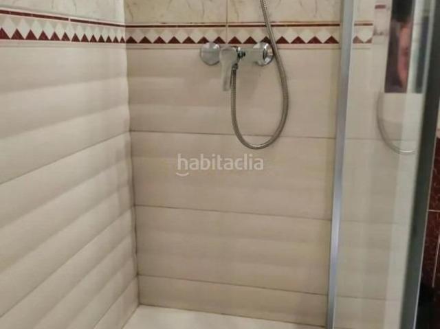 Piso en venta en Málaga, El Ejido. Piso en venta en centro, 3 habitaciones, terraza y vistas despejadas. Pisos.