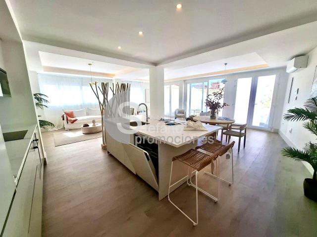 Planta baja en venta en Málaga, La Malagueta Monte Sancha. PROMOCIÓN DE VIVIENDAS EXCLUSIVAS, EN EL CORAZÓN DE LA MALAGUETA, CON VISTAS AL MAR, AMPLIA TERRAZA. Plantas bajas.