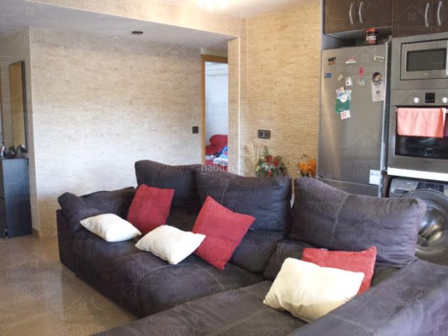Piso en venta en Malgrat de Mar. Oportunidad inversores: 3 hab reformado, terraza, piscina y licencia turística alquilado. Pisos Malgrat de.