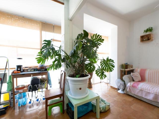 Piso en venta en Malgrat de Mar. Encantador piso con loft independiente ¡Una oportunidad única!. Pisos Malgrat de.