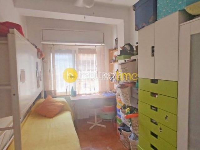 Piso en venta en Malgrat de Mar. Piso reformado con estudio independiente. Pisos Malgrat de.