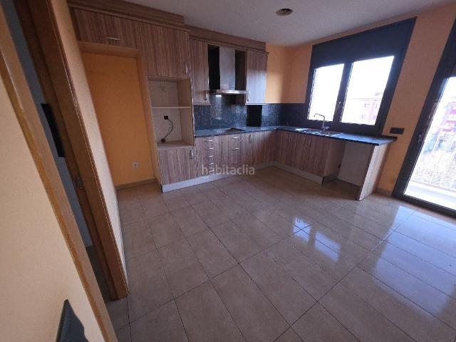 Piso en venta en Manlleu. Solvia Inmobiliaria Piso Manlleu. Pisos.