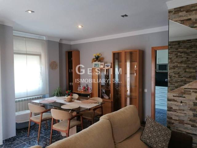 Piso en venta en Manlleu. Pis en venta en ERM. Pisos.