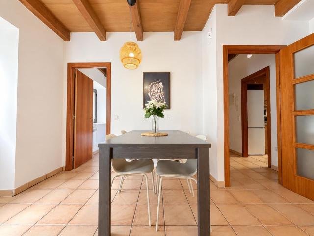 Piso en venta en Manlleu. Piso en venta en el casco antiguo de Manlleu. Pisos.