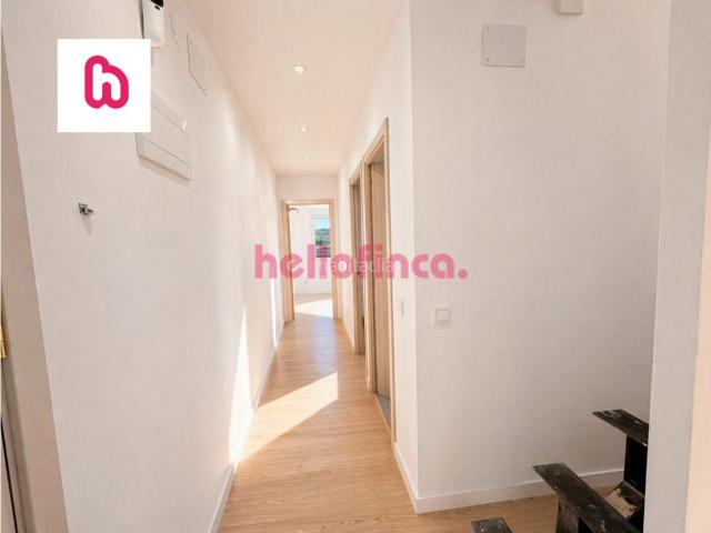 Piso en venta en Manresa, Congost Santa Caterina. Dúplex a estrenar con reforma integral y estilo moderno en La Parada Manresa. Pisos.
