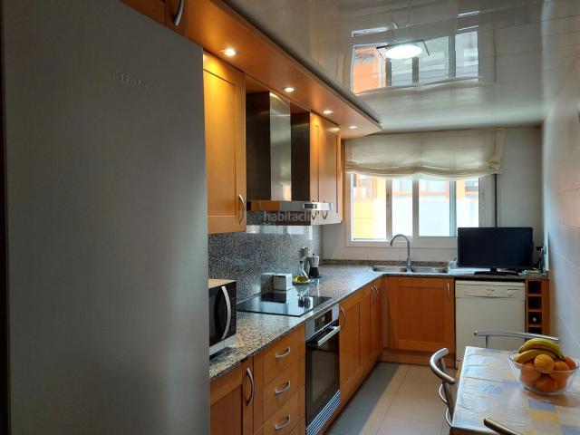 Piso en venta en Manresa, Bases de Manresa Carretera de Santpedor. Magnífico piso en Manresa de 112m2 construidos y 88 útiles. Pisos.