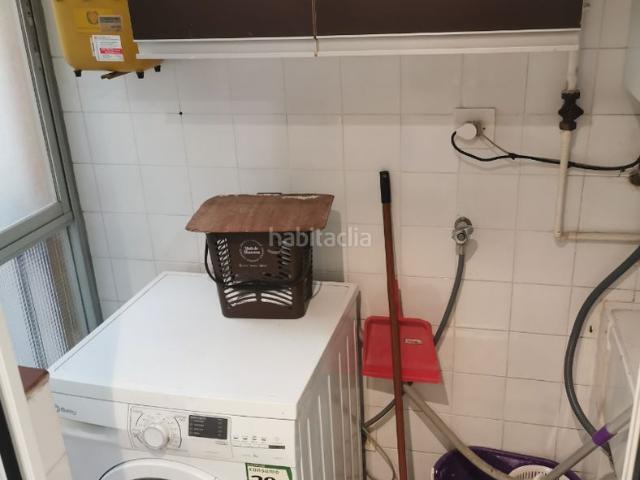 Piso en venta en Manresa, Bases de Manresa Carretera de Santpedor. PIS MOLT BEN CONSERVAT AMB PLAÇA D'APARCAMENT I TRASTER INCLOSOS AL PREU!. Pisos.