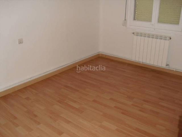 Piso en venta en Manresa, Font dels Capellans Sagrada Familia. Piso en venta con inquilino Oportunidad ideal para inversores. Pisos.