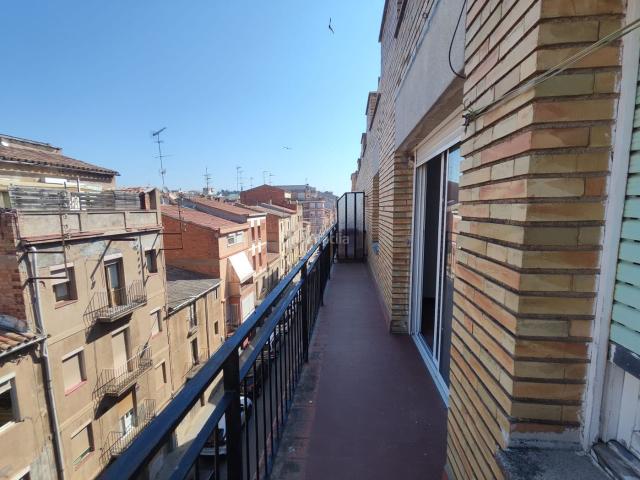 Piso en venta en Manresa, Poble Nou. Pisos.