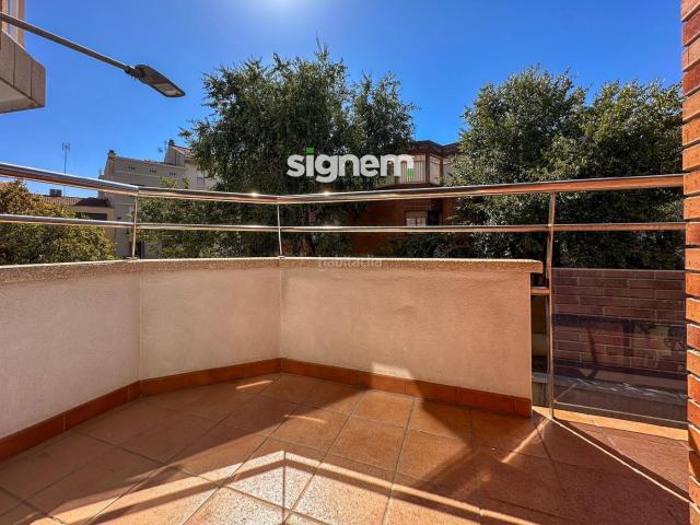 Piso en venta en Manresa, Plaça Catalunya. PISO CON BALCÓN, ASCENSOR Y TRASTERO EN MANRESA. Pisos.