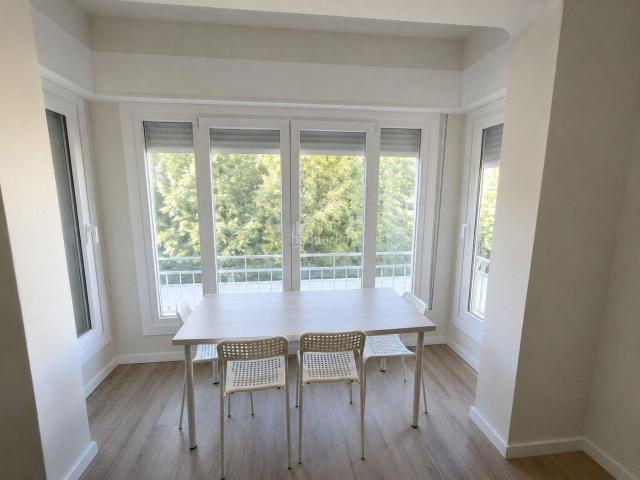 Piso en venta en Manresa, Plaça Catalunya. PISO AMUEBLADO EN VENTA. Pisos.