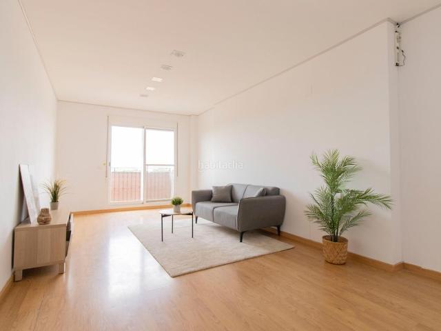 Piso en venta en Massalfassar. Gran Piso en Massalfasar con 2 plazas de Garaje y trastero. Pisos.