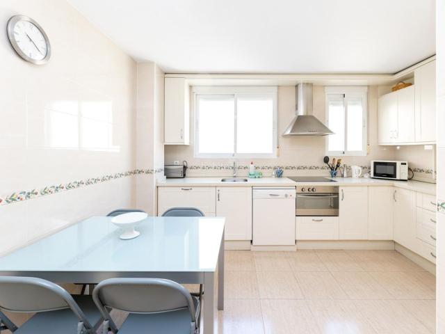 Piso en venta en Maracena. EL PISO 2 DORMITORIOS QUE TANTO LLEVABAS BUSCANDO, MARACENA ASCENSOR Y PLAZA DE GARAJE. Pisos.