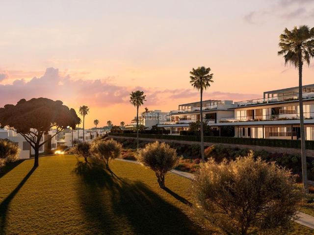 Piso en venta en Marbella, Santa Clara. ESPECTACULAR VIVIENDA CON PISCINA PRIVADA Y SOLARIUM. LLAVE EN MANO. Pisos.
