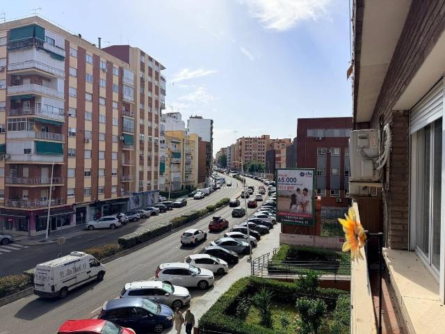 Piso en Venta en Maria Auxiliadora Barriada de Llera