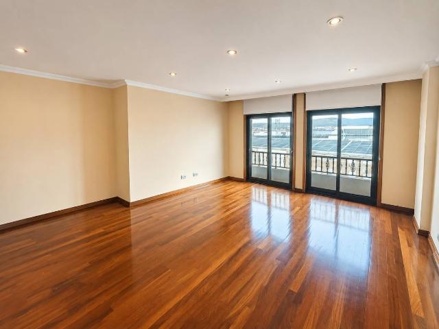 Piso en Venta en Marín