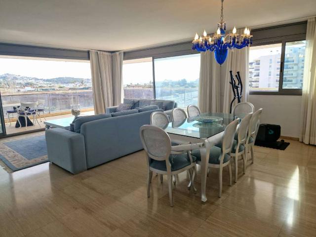 Piso en Venta en Marina Botafoc Platja de Talamanca